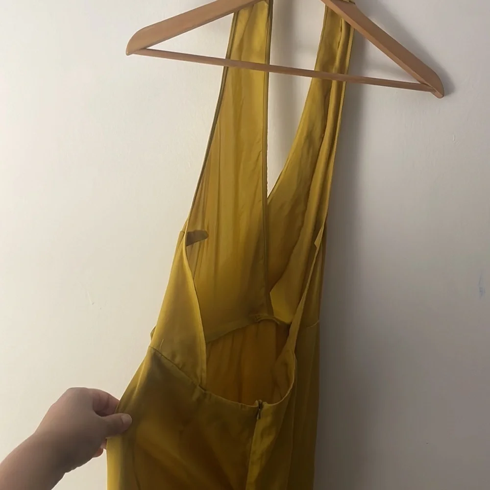Pretty Little Thing Light Lime Hammered Satin Halterneck Maxi Dress Sz 10 - Picture 7 of 8